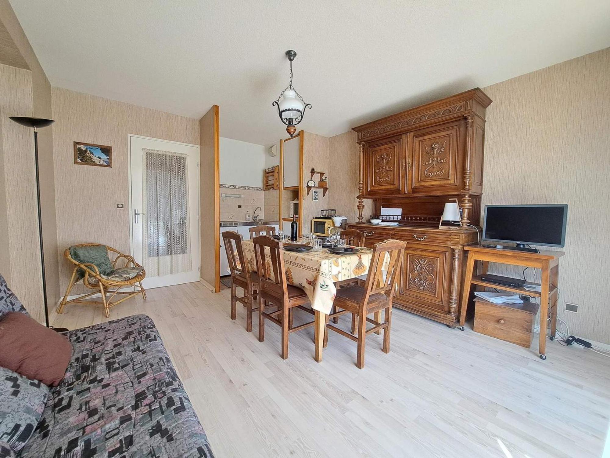 T2 Centre Barcelonnette Avec Garage, Terrasse Et Parc Prive - Fr-1-165A-101 Apartment Exterior photo